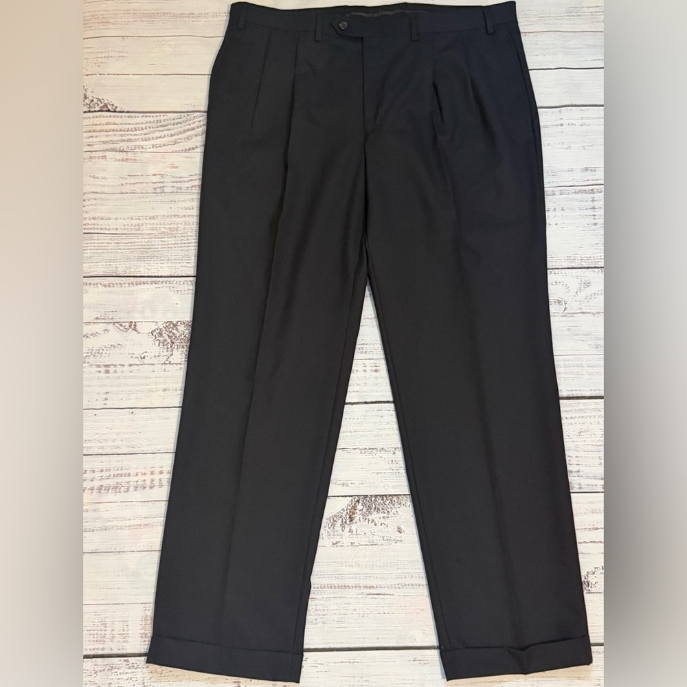 Ralph Lauren Total Comfort Navy Blue 100% Wool Pants Mens 40Wx32 Pleated Cuffed
